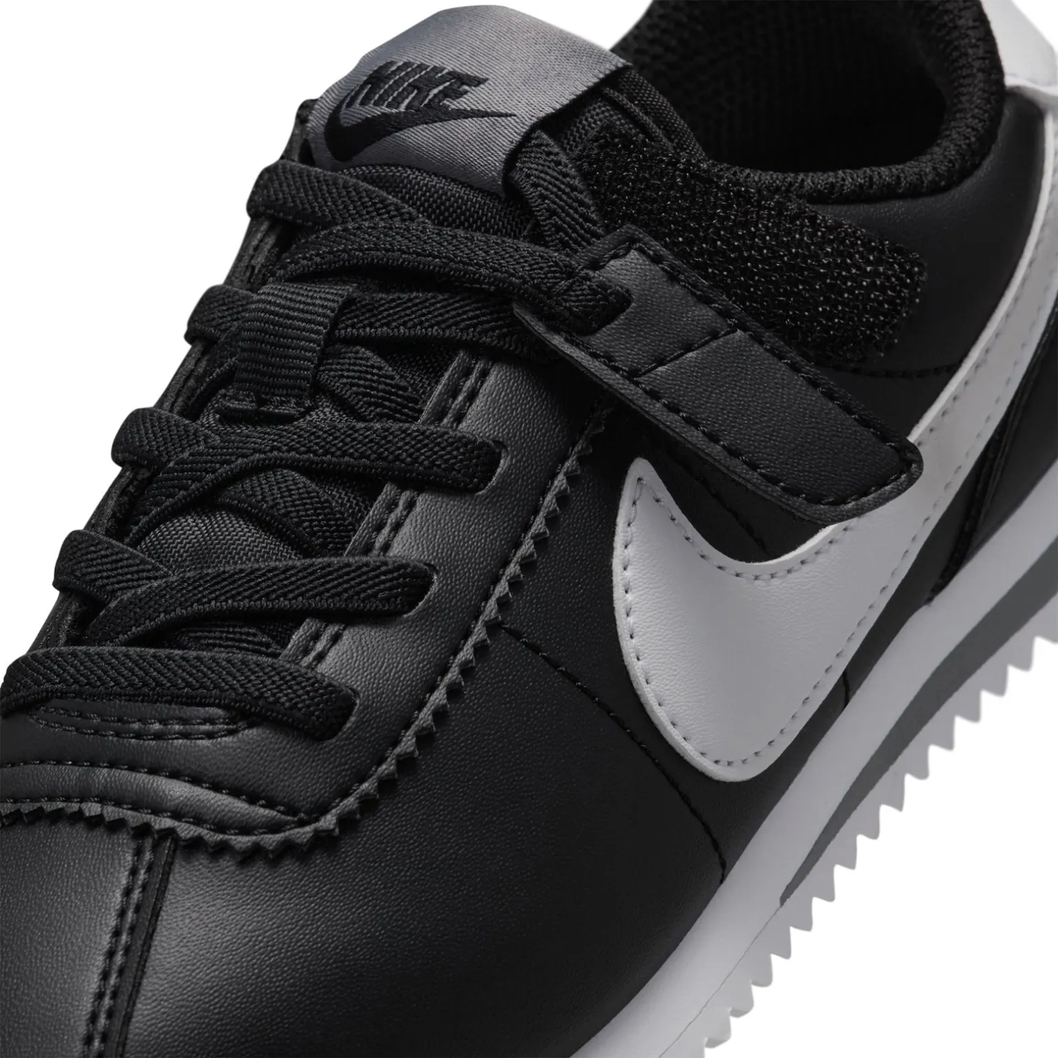 Boy's Nike, Cortez EasyOn Sneaker - Little Kid