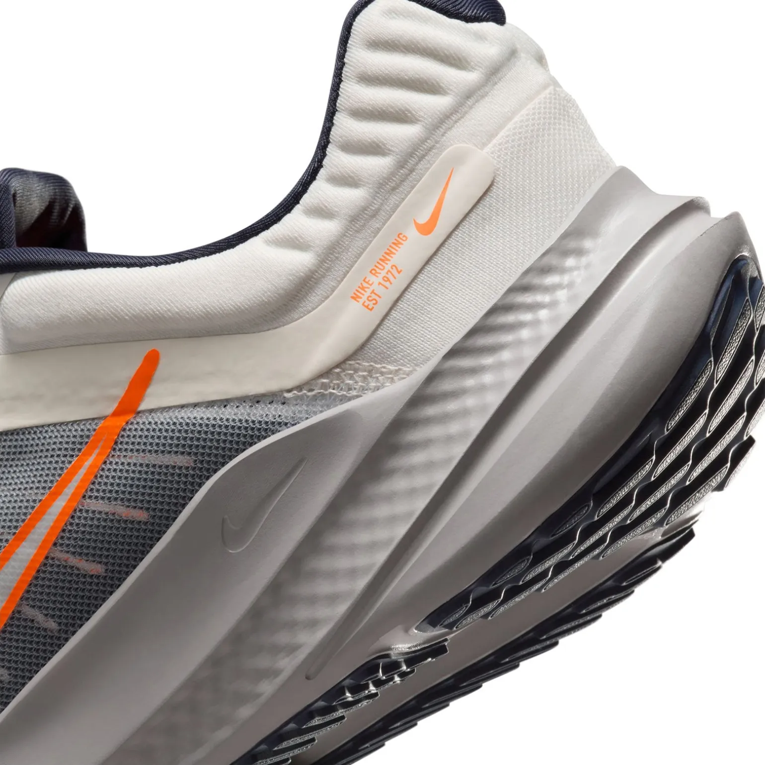 Men's Nike, Quest 5 Running Shoe