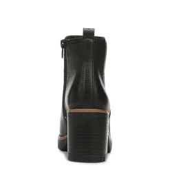 Women's Naturalizer, Madalynn Gore Boot